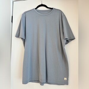 Vuori Men's Light Blue heather T-Shirt Large